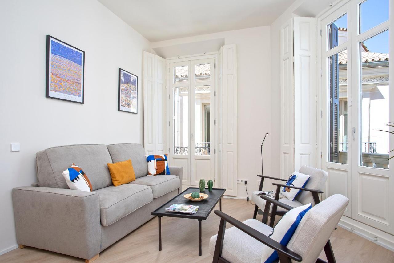 Apartamentos Thyssen Cisneros By Rent Me Málaga Exterior foto